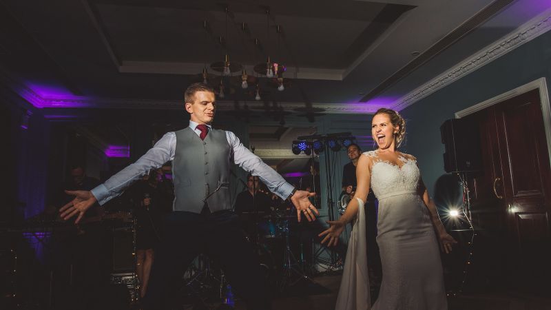 First Dance - Lauren Henson Photography - Live Wedding Band | hampshire wedding bands | wedding live band cost | live bands for weddings in Kent | AKA Party Band