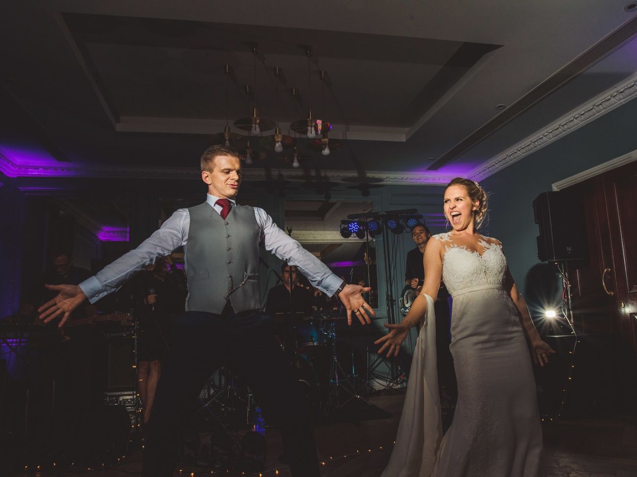First Dance - Lauren Henson Photography - Live Wedding Band | hampshire wedding bands | wedding live band cost | live bands for weddings in Kent | AKA Party Band