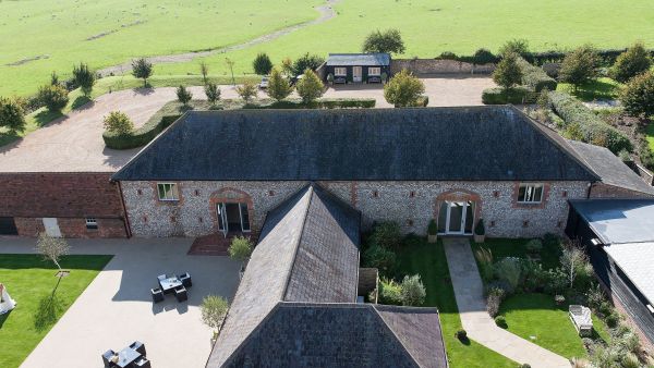 Farbridge Sussex wedding venue - Live Wedding Band | Band hampshire | acoustic wedding band | live party band | Function Band | evening wedding music | wedding entertainment | AKA Party Band