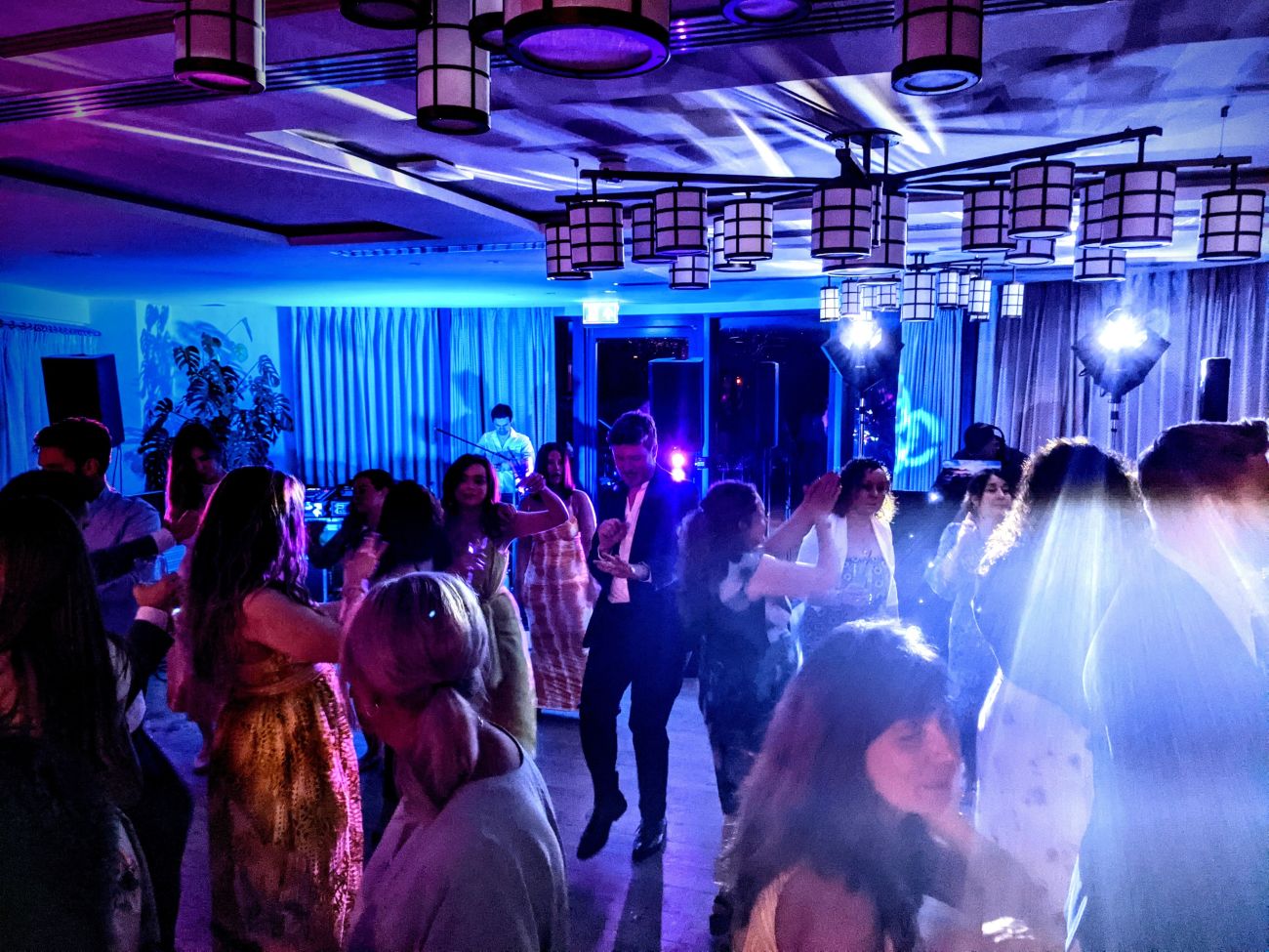 Dancefloor at The Swan in Streatley