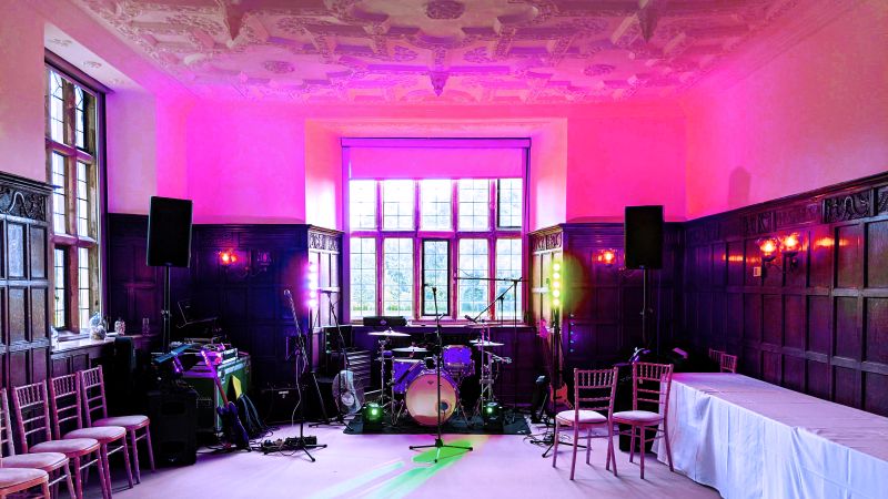 AKA Party Band in The Gallery at Wakehurst Place - Live Wedding Band | Wedding band Sussex | best Sussex wedding bands uk | best party bands | wedding entertainment | AKA Party Band