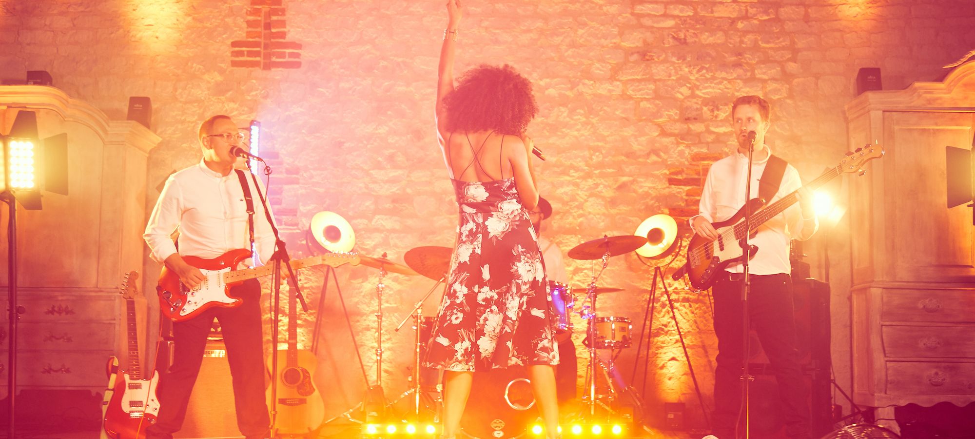 AKA Live party band - Live Wedding Band | Wedding band Sussex | best Sussex wedding bands uk | best party bands | wedding entertainment | AKA Party Band
