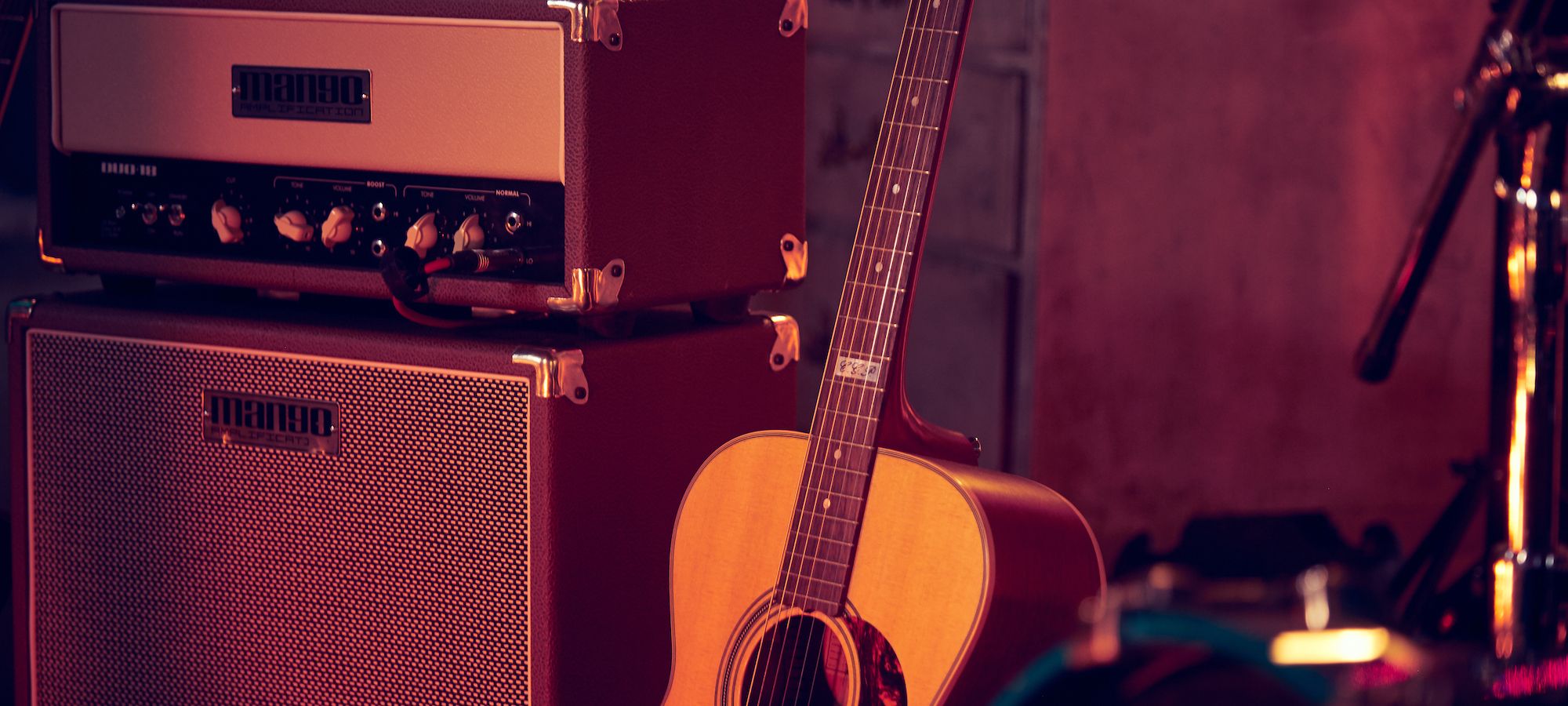 Acoustic live music for your wedding reception - Live Wedding Band | hampshire wedding bands | wedding live band cost | live bands for weddings in Kent | AKA Party Band
