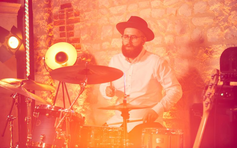 Live music for your wedding in Hampshire - Live Wedding Band | Surrey wedding entertainment | live band for wedding | Live band for wedding reception | AKA Party Band