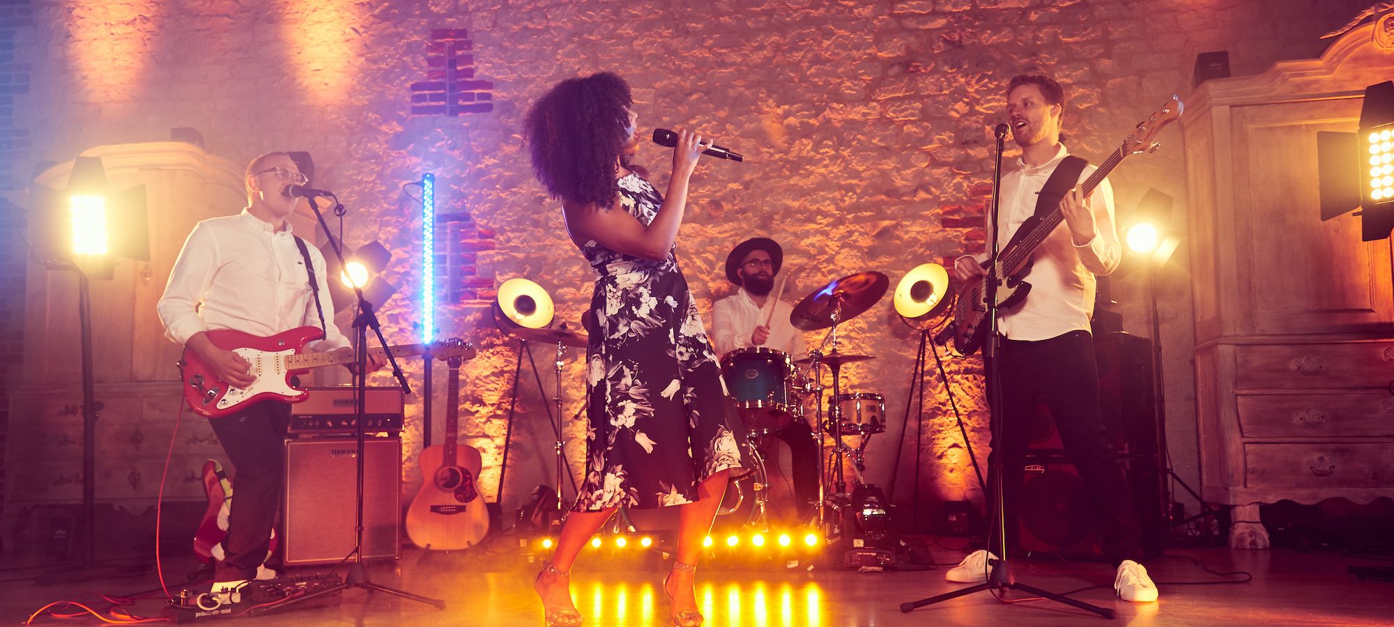 AKA - Hampshire wedding band - Live Wedding Band | wedding band | live music band for wedding | band live wedding | wedding live band price | AKA Party Band