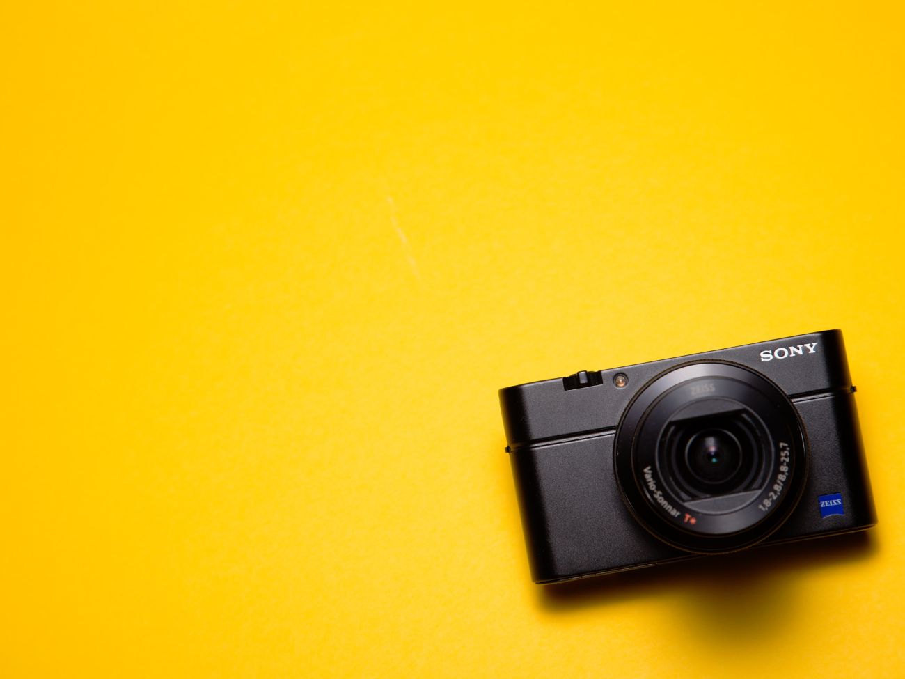 Classic sony camera - Live Wedding Band | Wedding band Berkshire | best wedding bands uk | best party band | Wedding Bands Surrey | wedding entertainment | AKA Party Band