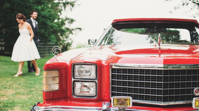 Bride and groom next to a classic American wedding - Live Wedding Band | Wedding band Berkshire | best wedding bands uk | best party band | Wedding Bands Surrey | wedding entertainment | AKA Party Band