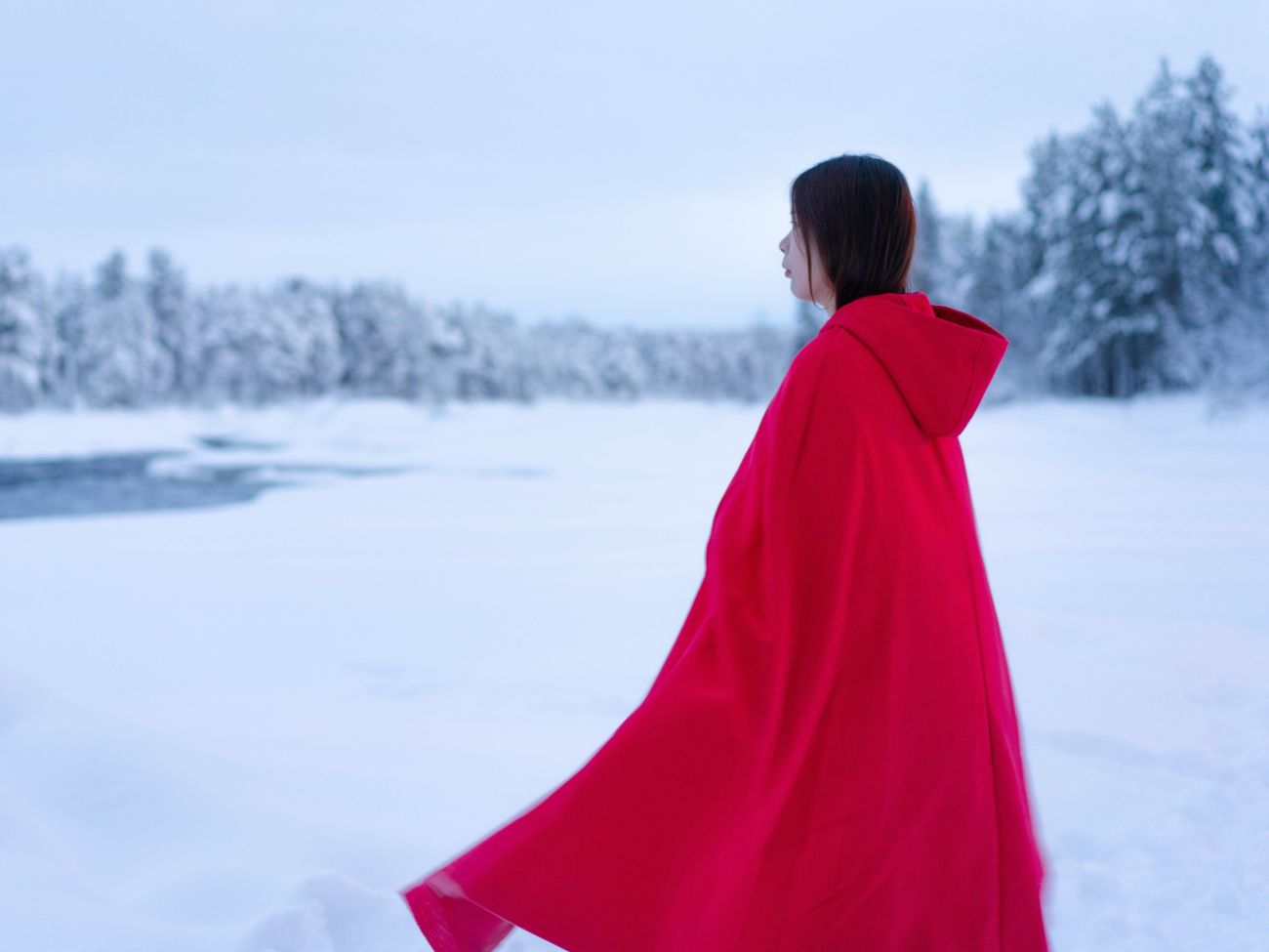 Bride in red cape, perfect for a Winter Wedding - Live Wedding Band | Surrey wedding entertainment | live band for wedding | Live band for wedding reception | AKA Party Band